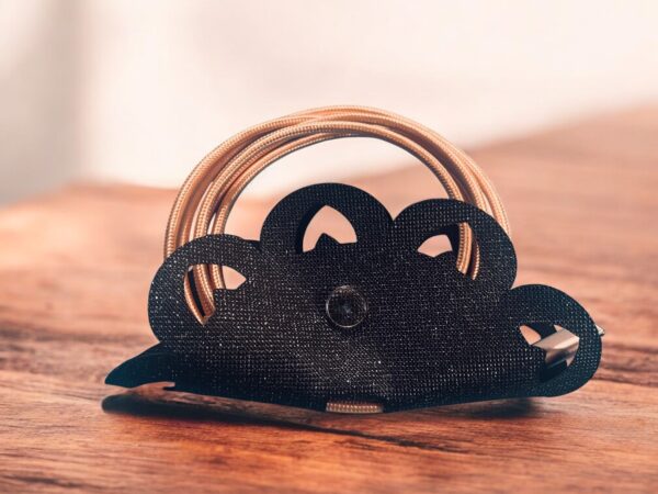 Attache câble fleur 3