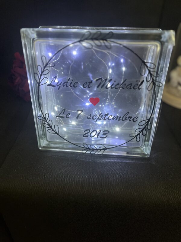 IMG_6929 Lampe brique de verre mariage couple calendrier